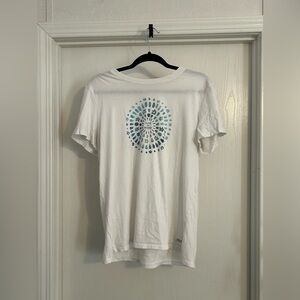 Life is Good | White Tee with Inspirational Quote | Size XL